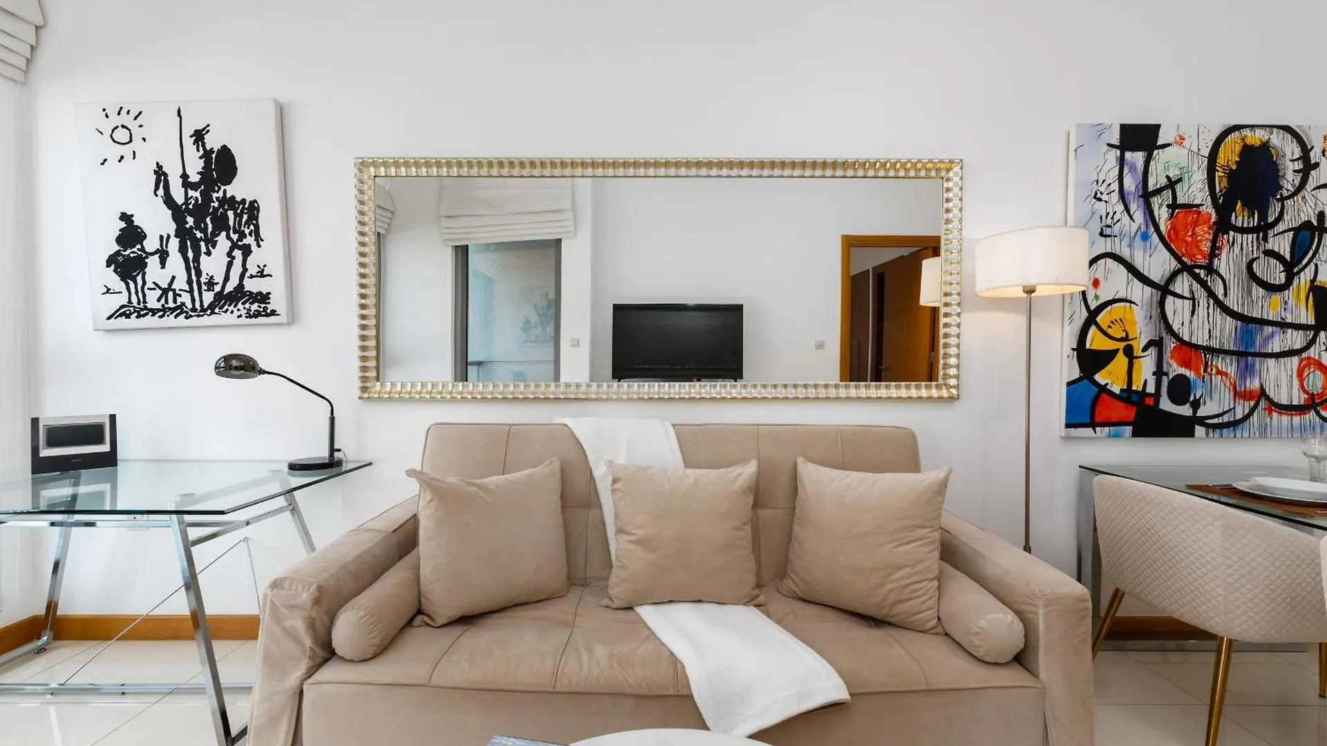 Iris Blue, Dubai Marina - Mint Stay